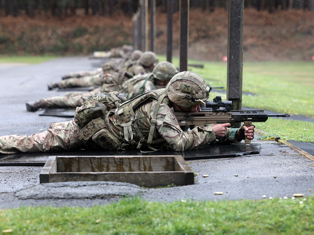 Royal Gurkha Rifleman on a firing range Photo Print - British Army Hampshire Prints 6 x 4 No Frame No