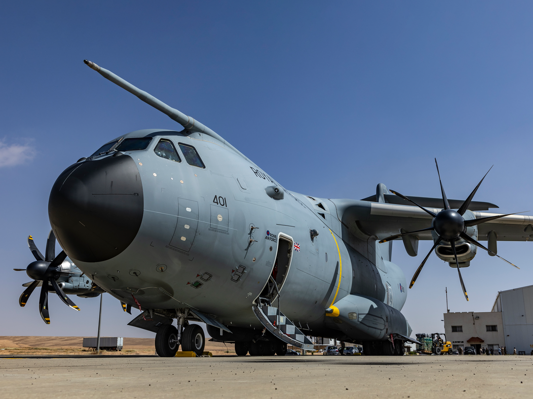 RAF A400M Atlas on the ground Photo Print - Royal Air Force Aircraft Hampshire Prints 6 x 4 No Frame No