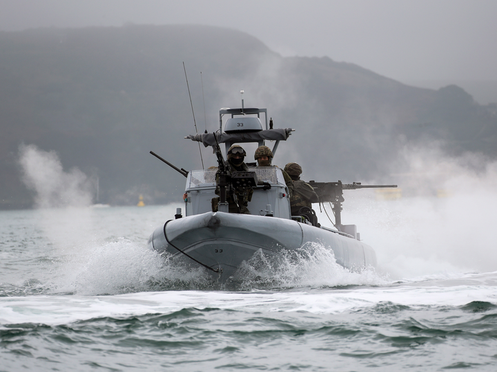 Royal Marines on a Commando Raiding Craft (CRC) Photo Print Hampshire Prints 6 x 4 No Frame No