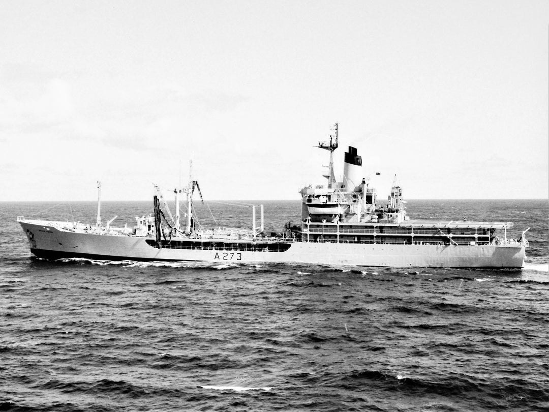 RFA Black Rover (A273) Photo Print - Port Side View - Royal Fleet Auxiliary Rover Class Tanker Hampshire Prints 6 x 4 No Frame No