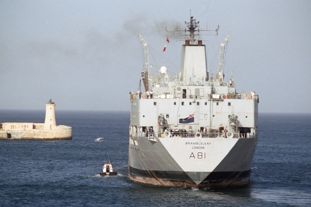 RFA Brambleleaf (A81) Photo Print - Stern View - Royal Fleet Auxiliary Leaf Class Tanker Hampshire Prints 6 x 4 No Frame No