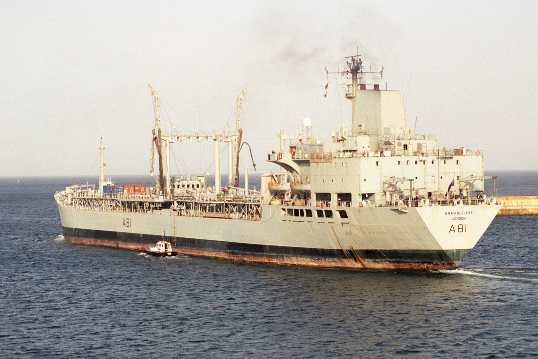 RFA Brambleleaf (A81) Photo Print - Leaving Harbour - Royal Fleet Auxiliary Leaf Class Tanker Hampshire Prints 6 x 4 No Frame No
