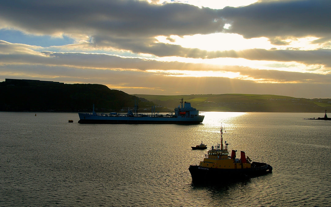RFA Bayleaf (A109) Photo Print - At Sunset - Royal Fleet Auxiliary Leaf Class Tanker Hampshire Prints 6 x 4 No Frame No