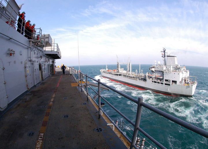 RFA Bayleaf (A109) Photo Print - RAS Approach - Royal Fleet Auxiliary Leaf Class Tanker Hampshire Prints 6 x 4 No Frame No