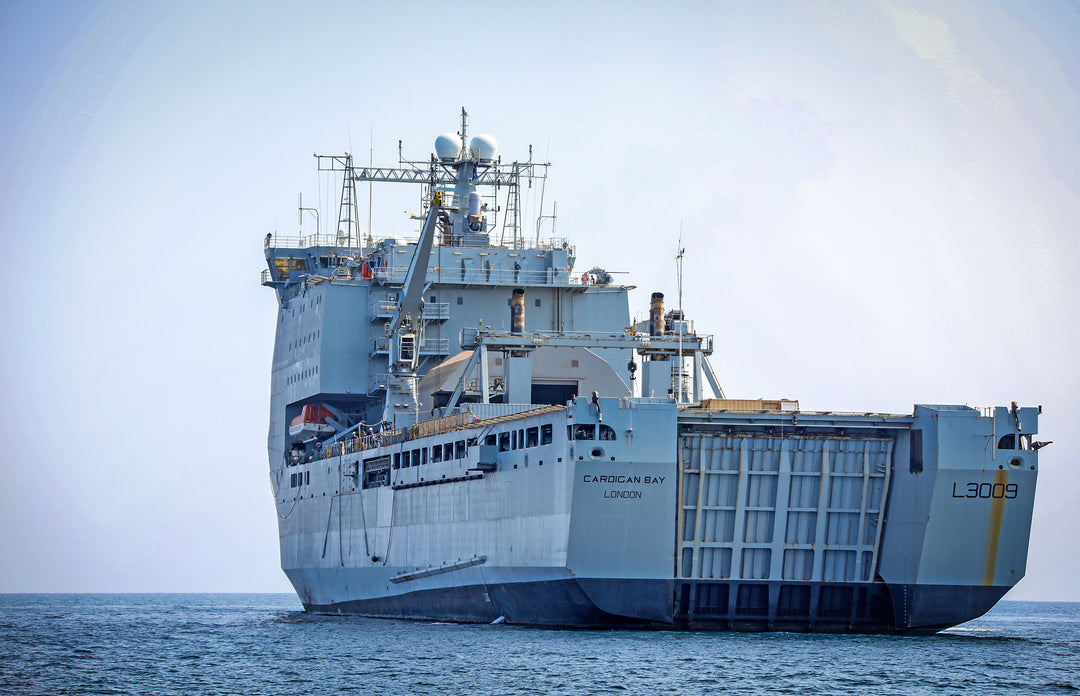 RFA Cardigan Bay (L3009) Photo Print - Underway - Royal Fleet Auxiliary Bay Class Dock Landing Ship Hampshire Prints 6 x 4 No Frame No