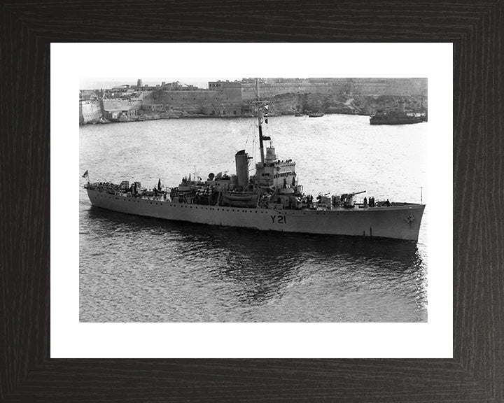 HMS Sennen (Y21) Photo Print - Valletta Malta - Royal Navy Banff Class Sloop Hampshire Prints 10 x 8 Black Frame Yes