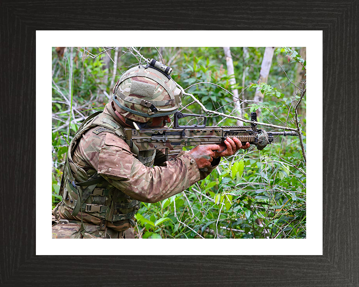 Royal Marines Commando Belize Jungle Photo Print - 40 Commando Hampshire Prints 10 x 8 Black Frame Yes