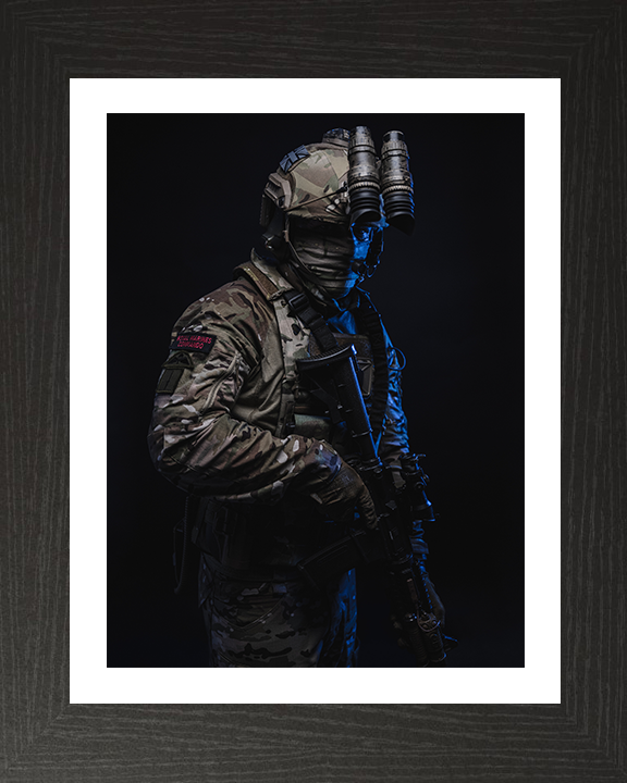Royal Marines Commando Portrait Photo Print Hampshire Prints 10 x 8 Black Frame Yes