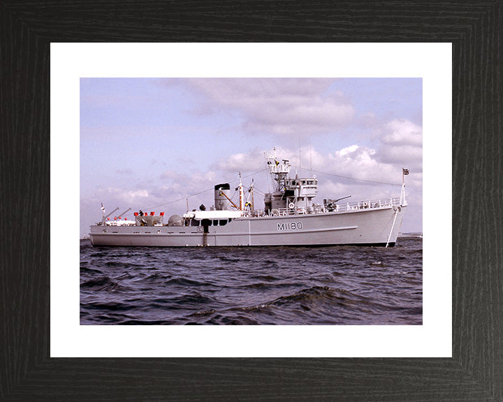 HMS Shavington (M1180) Photo Print - Starboard Beam - Royal Navy Ton Class Minesweeper Hampshire Prints 10 x 8 Black Frame Yes