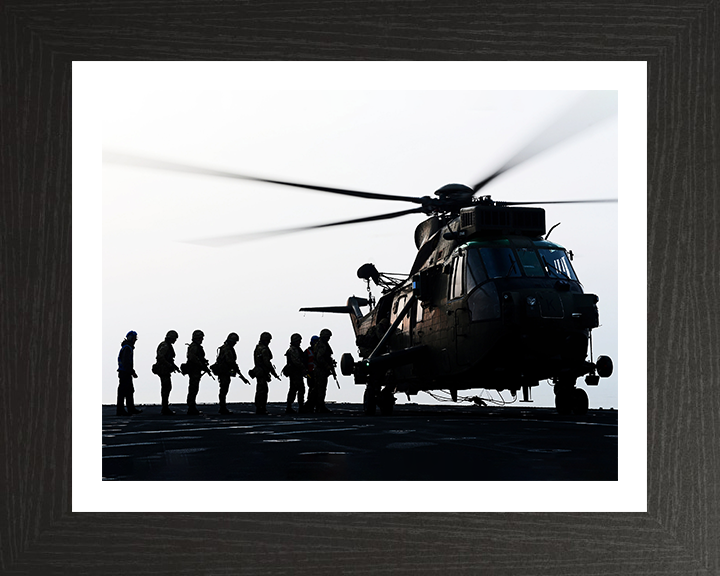 Royal Marines Commandos Boarding a Sea King Helicopter Photo Print - 40 Commando Hampshire Prints 10 x 8 Black Frame Yes