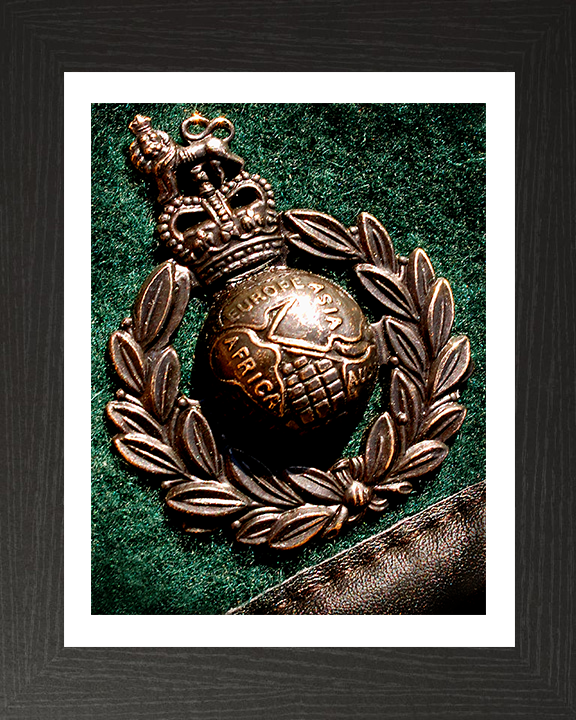 Royal Marine Commando Green Beret and badge closeup Photo Print Hampshire Prints 10 x 8 Black Frame Yes