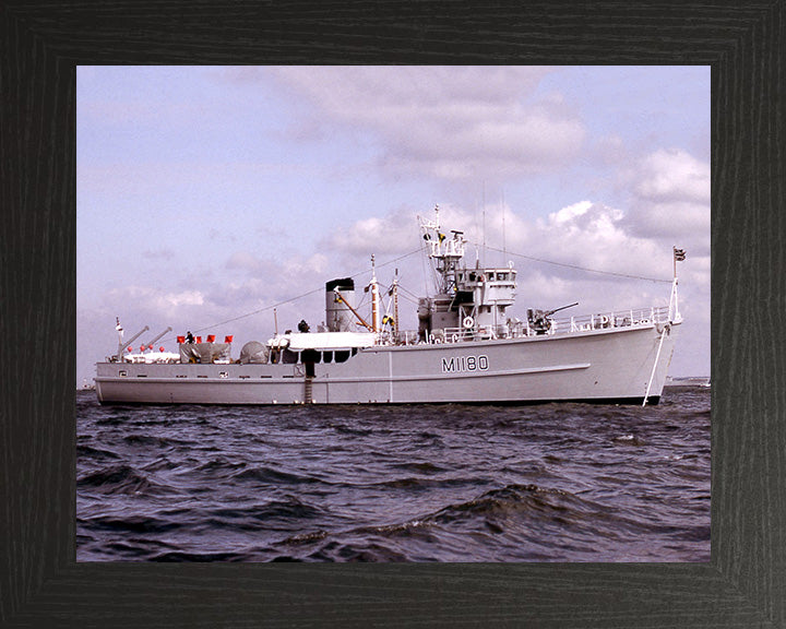 HMS Shavington (M1180) Photo Print - Starboard Beam - Royal Navy Ton Class Minesweeper Hampshire Prints 10 x 8 Black Frame No