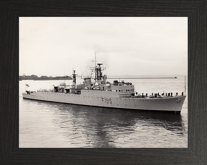 HMS Roebuck (F195) (H95) Photo Print - Starboard View - Royal Navy R Class Destroyer Hampshire Prints 10 x 8 Black Frame No