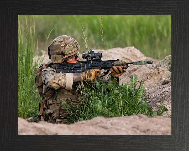 Royal Marine Commando firing Weapon Photo Print Hampshire Prints 10 x 8 Black Frame No