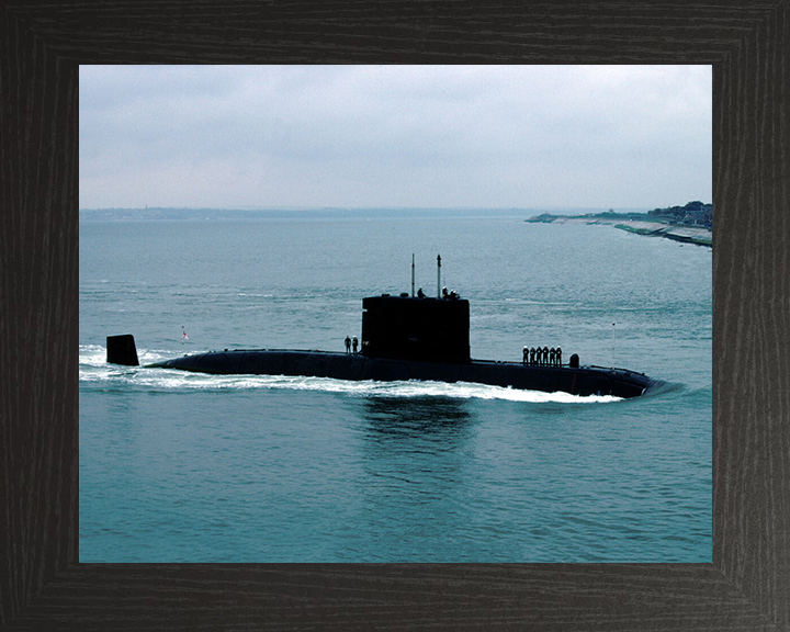 HMS Ursula (S42) Photo Print - Portsmouth - Royal Navy Victoria Class Submarine Hampshire Prints 10 x 8 Black Frame No