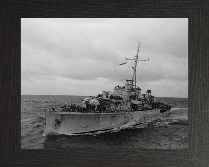 HMS Pelican (L86) (U86) Photo Print - Port Side View - Royal Navy Egret Class Sloop Hampshire Prints 10 x 8 Black Frame No