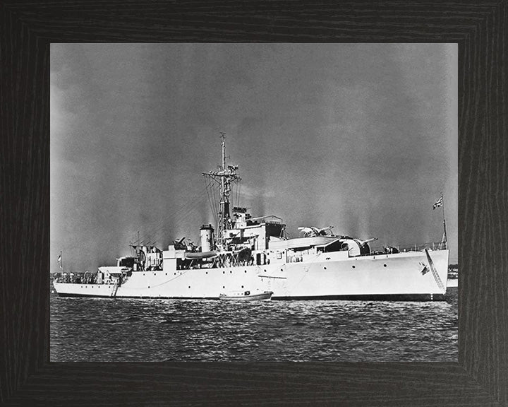 HMS Snipe (U20) Photo Print - At Anchor - Royal Navy Black Swan Class Sloop Hampshire Prints 10 x 8 Black Frame No