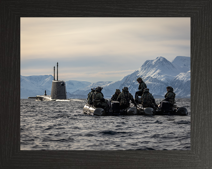 Royal Marine Commandos on Inflatable Raiding CraftPhoto Print - SRS Hampshire Prints 10 x 8 Black Frame No