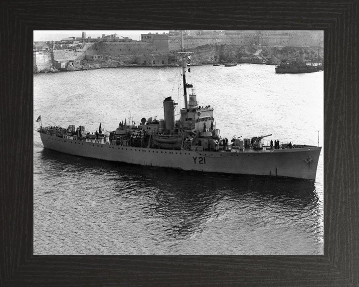HMS Sennen (Y21) Photo Print - Valletta Malta - Royal Navy Banff Class Sloop Hampshire Prints 10 x 8 Black Frame No