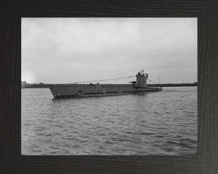 HMS Venturer (P68) Photo Print - Port Side View - Royal Navy V Class Submarine Hampshire Prints 10 x 8 Black Frame No