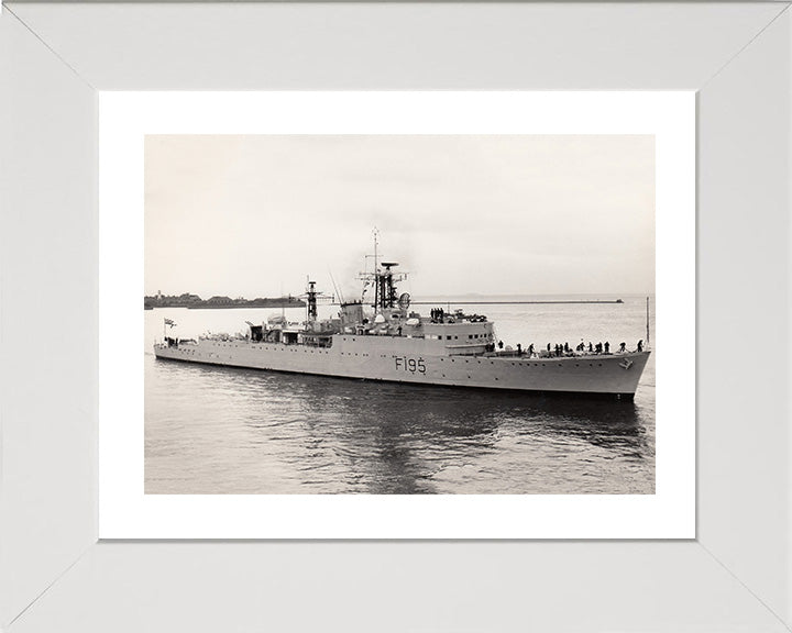 HMS Roebuck (F195) (H95) Photo Print - Starboard View - Royal Navy R Class Destroyer Hampshire Prints 10 x 8 White Frame Yes