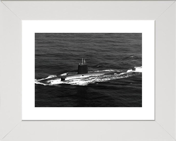 HMS Valiant (S102) Photo Print - Underway - Royal Navy Valiant Class Submarine Hampshire Prints 10 x 8 White Frame Yes