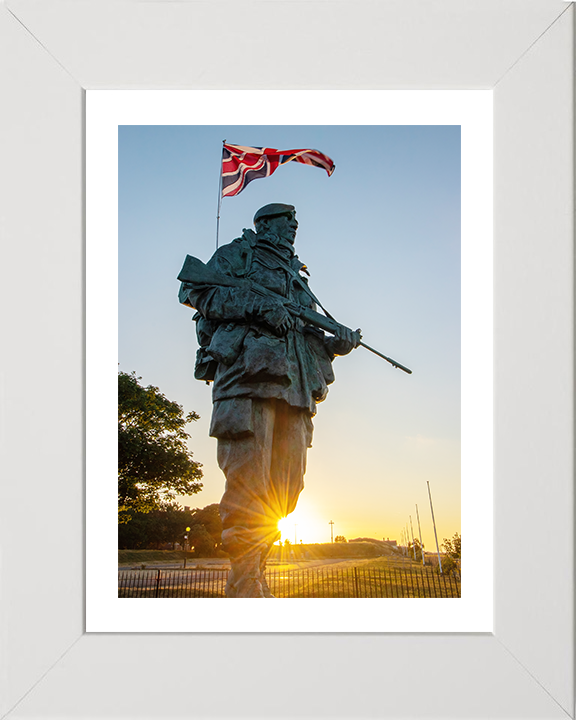 Royal Marines Commando Yomper Statue Southsea Photo Print Hampshire Prints 10 x 8 White Frame Yes