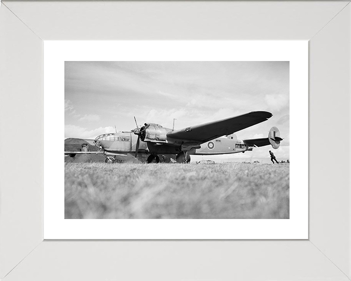 RAF Armstrong Whitworth Albemarle ST Mark I Photo Print - Royal Air Force Aircraft Hampshire Prints 10 x 8 White Frame Yes