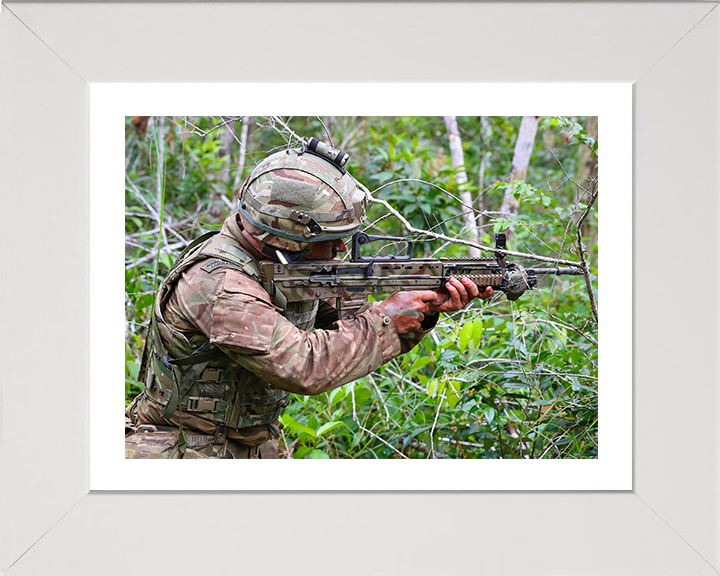 Royal Marines Commando Belize Jungle Photo Print - 40 Commando Hampshire Prints 10 x 8 White Frame Yes