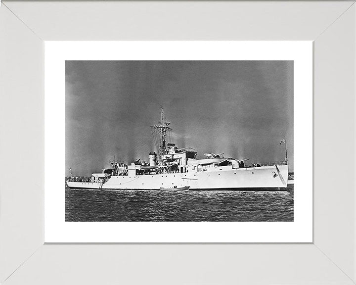 HMS Snipe (U20) Photo Print - At Anchor - Royal Navy Black Swan Class Sloop Hampshire Prints 10 x 8 White Frame Yes
