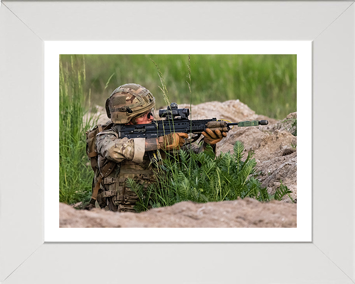 Royal Marine Commando firing Weapon Photo Print Hampshire Prints 10 x 8 White Frame Yes