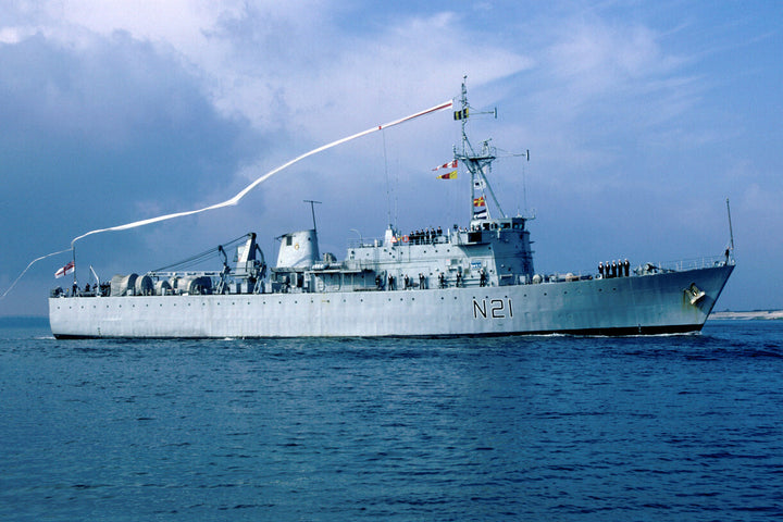 HMS Abdiel (N21) Photo Print - Starboard View - Royal Navy Abdiel Class Minelayer Hampshire Prints 30 x 20 No Frame No