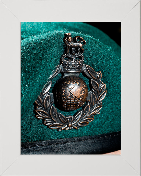 Royal Marine Commando Green Beret and badge closeup Photo Print Hampshire Prints 10 x 8 White Frame No