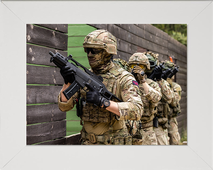 Royal Marine Commandos Battle training Photo Print - 45 Commando Hampshire Prints 10 x 8 White Frame No