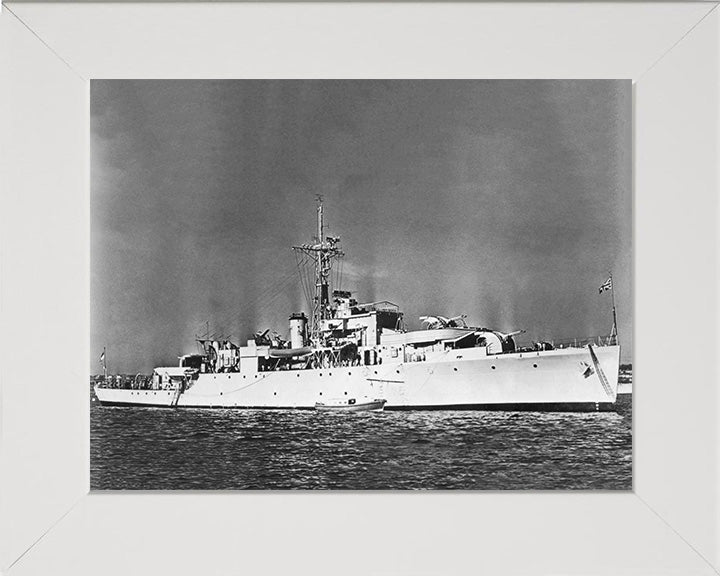 HMS Snipe (U20) Photo Print - At Anchor - Royal Navy Black Swan Class Sloop Hampshire Prints 10 x 8 White Frame No