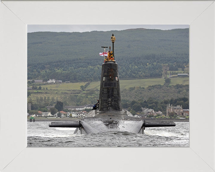 HMS Vanguard (S28) Photo Print - Low Bow View - Royal Navy Vanguard Class Submarine Hampshire Prints 10 x 8 White Frame No