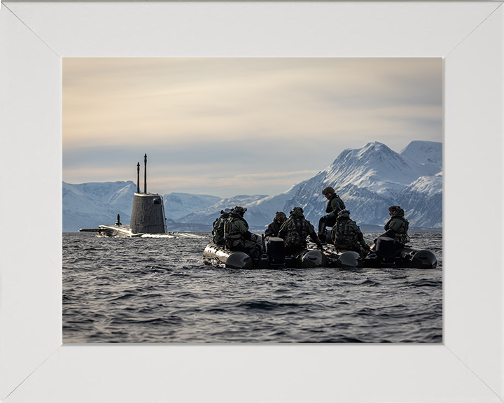 Royal Marine Commandos on Inflatable Raiding CraftPhoto Print - SRS Hampshire Prints 10 x 8 White Frame No