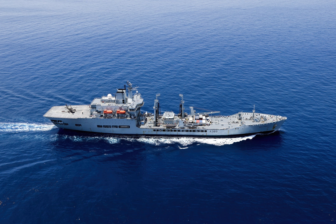 RFA Wave Knight (A389) Photo Print - High Starboard View - Royal Fleet Auxiliary Wave Class Tanker Hampshire Prints 6 x 4 No Frame No