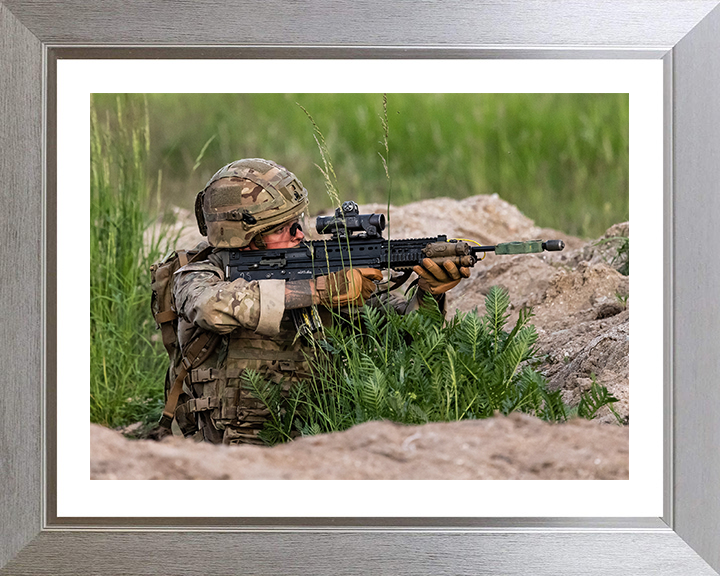 Royal Marine Commando firing Weapon Photo Print Hampshire Prints 10 x 8 Silver Frame Yes