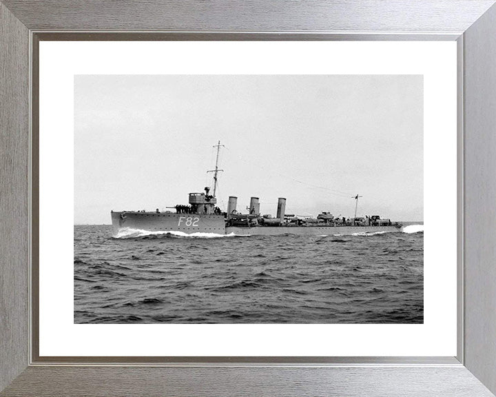 HMS Thisbe (F82) Photo Print - Port Side View - Royal Navy R Class Destroyer Hampshire Prints 10 x 8 Silver Frame Yes