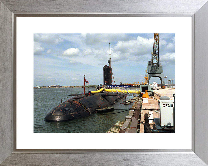 HMS Valiant (S102) Photo Print - Alongside - Royal Navy Valiant Class Submarine Hampshire Prints 10 x 8 Silver Frame Yes
