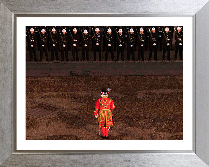 Royal Marines Commandos with a Yeoman Warder Photo Print Hampshire Prints 10 x 8 Silver Frame Yes