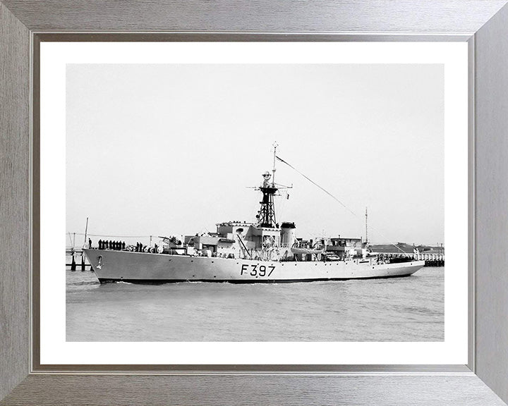 HMS Launceston Castle (F397) (K397) Photo Print - Paying Off - Royal Navy Castle Class Corvette Hampshire Prints 10 x 8 Silver Frame Yes