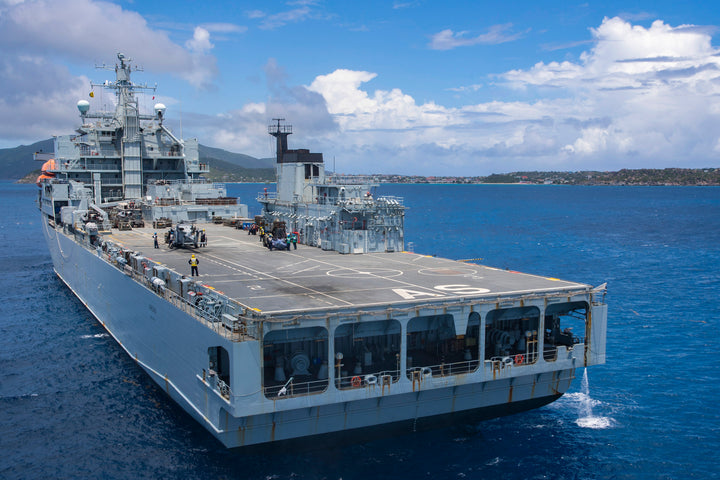 RFA Argus (A135) Photo Print - Port Quarter View - Royal Fleet Auxiliary Casualty Class Ship Hampshire Prints 6 x 4 No Frame No