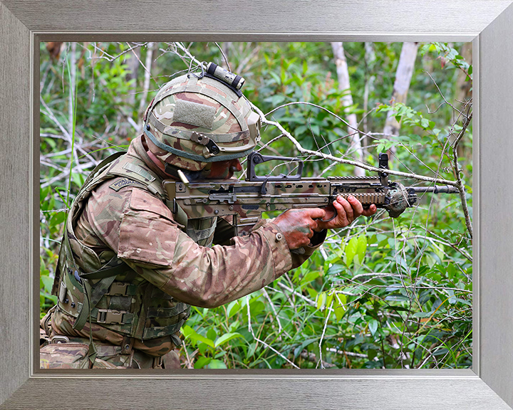Royal Marines Commando Belize Jungle Photo Print - 40 Commando Hampshire Prints 10 x 8 Silver Frame No
