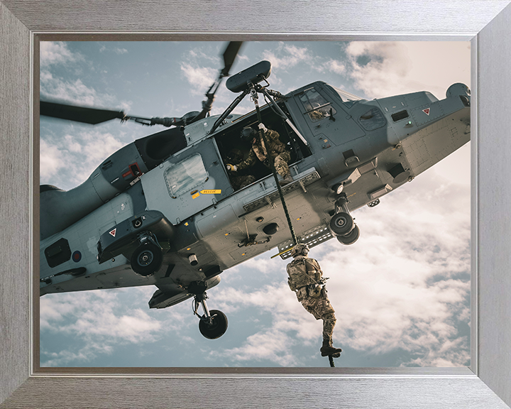 Royal Marine Commando fast roping from a Wildcat Helicopter Photo Print Hampshire Prints 10 x 8 Silver Frame No