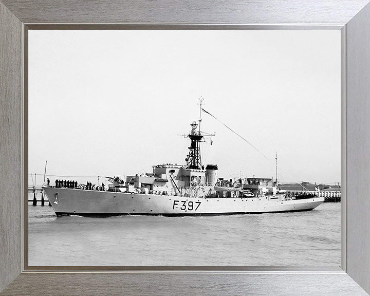 HMS Launceston Castle (F397) (K397) Photo Print - Paying Off - Royal Navy Castle Class Corvette Hampshire Prints 10 x 8 Silver Frame No