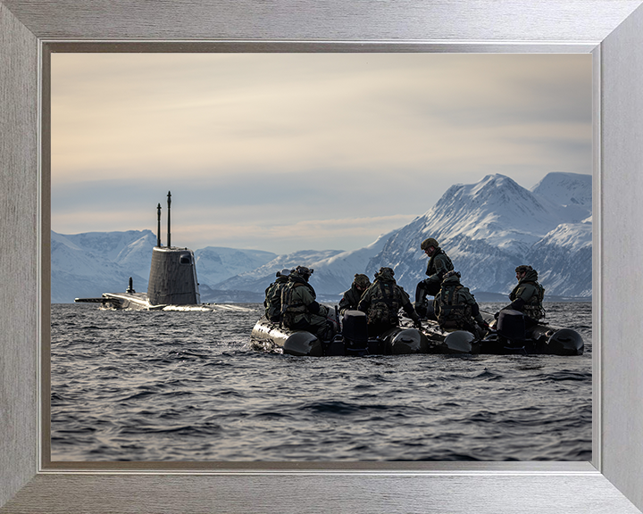 Royal Marine Commandos on Inflatable Raiding CraftPhoto Print - SRS Hampshire Prints 10 x 8 Silver Frame No