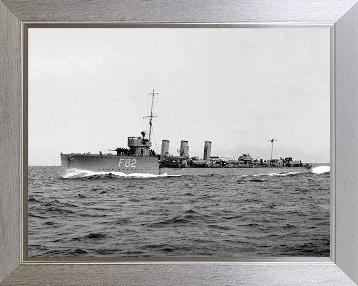 HMS Thisbe (F82) Photo Print - Port Side View - Royal Navy R Class Destroyer Hampshire Prints 10 x 8 Silver Frame No