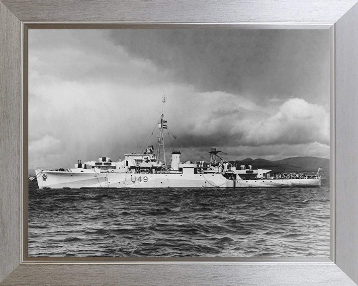 HMS Pheasant (F49) (U49) Photo Print - Port Beam View - Royal Navy Black Swan Class Sloop Hampshire Prints 10 x 8 Silver Frame No